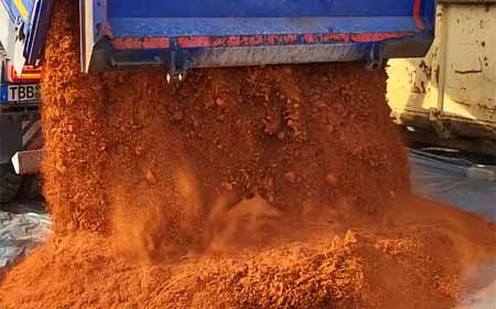 Lieferung Tennismehl