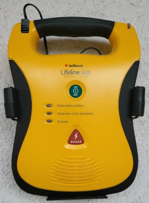Defibrillator